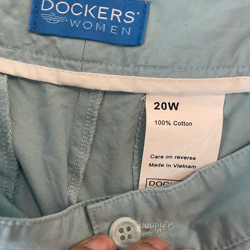 Bundle 2 DOCKERS Chino Shorts Women's Plus Size 20W High Rise Pockets - Picture 4 of 9